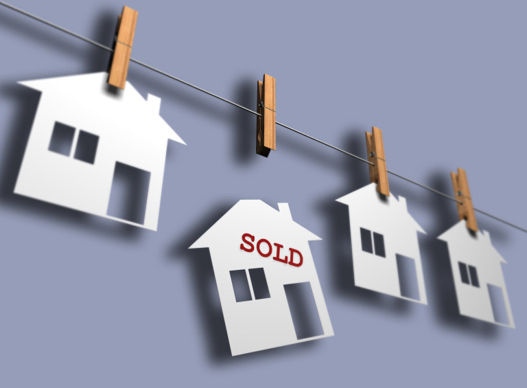 Buying Houses Cheaply